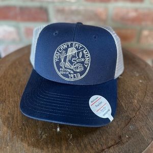 Patagonia - COLLECTOR’S HAT! NWT! “you can’t eat money” mid crown. MINT